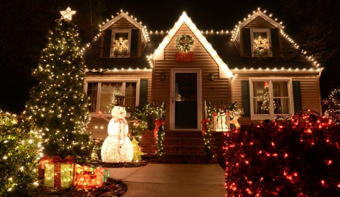 At home christmas decor outdoor