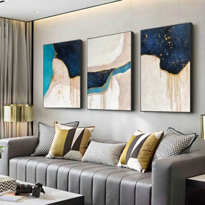 Contemporary living room wall decor