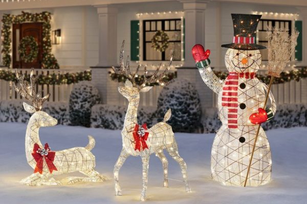 Christmas decorations outdoor amazing ideas outside decorating source