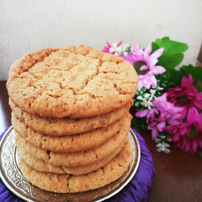 Peanut butter blossoms thechunkychef bake