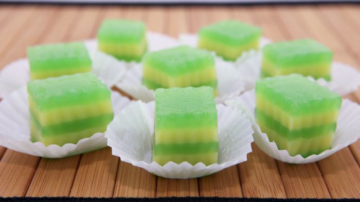 Pandan cake dessert thai steamed