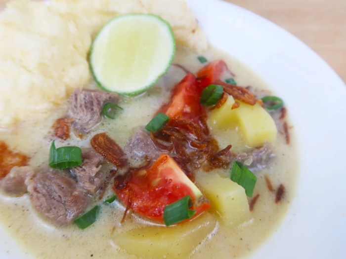 Resep soto ayam betawi bening